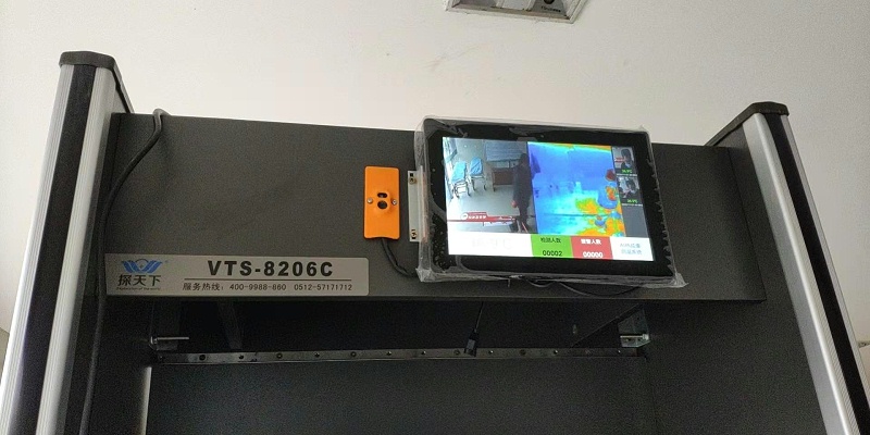 帶金屬探測功能的測溫門 帶金屬探測功能的測溫門